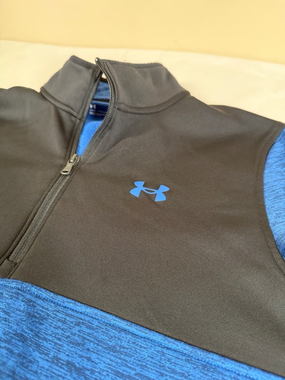 Under Armour Men's Quarter Zip Pullover Jacket Size Small - Blue/Black